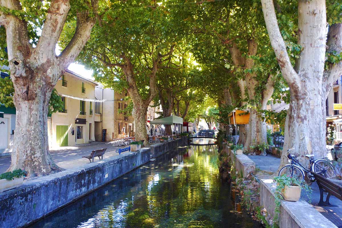 Le village de Goudargues, près de Pont-Saint-Esprit